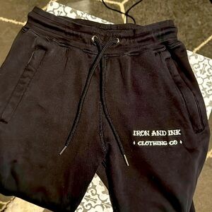 EUC Iron & Ink xs women’s joggers with zipper pockets & draw string